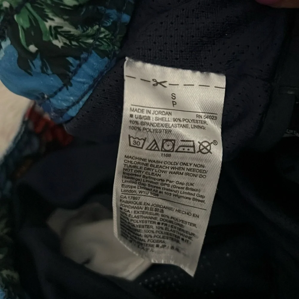 Gap Men’s Tropical Hawaiian Blue Multicolor Board Shorts Swimming Trunks Small